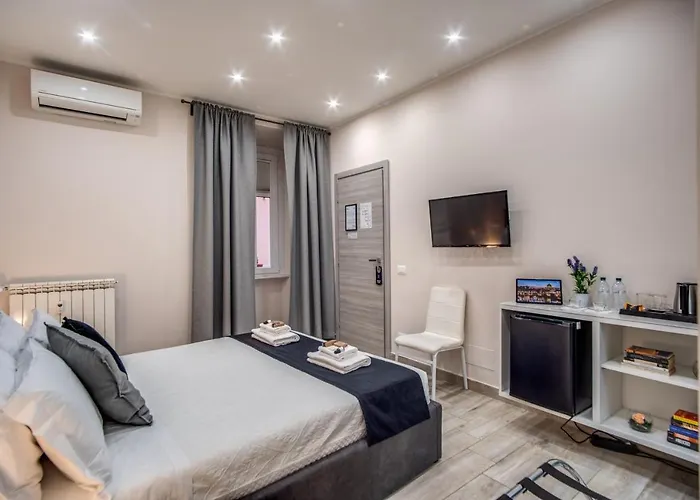 בית הארחה Tacito 23 Luxury 4*