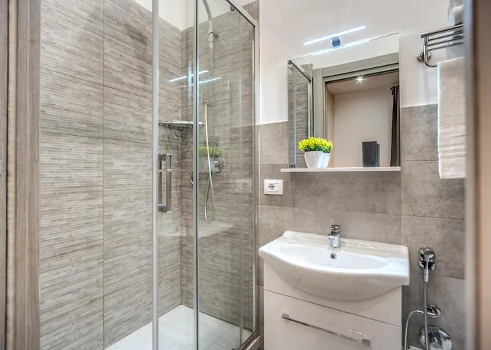 Tacito 23 Luxury 4* Roma
