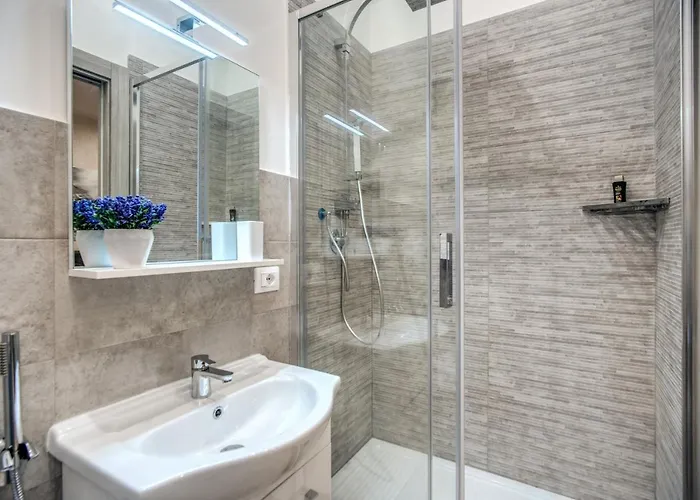 Tacito 23 Luxury 4*